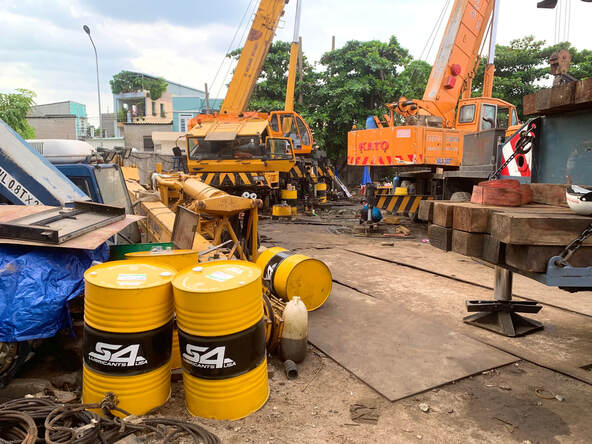 Giá dầu thủy lực máy xúc