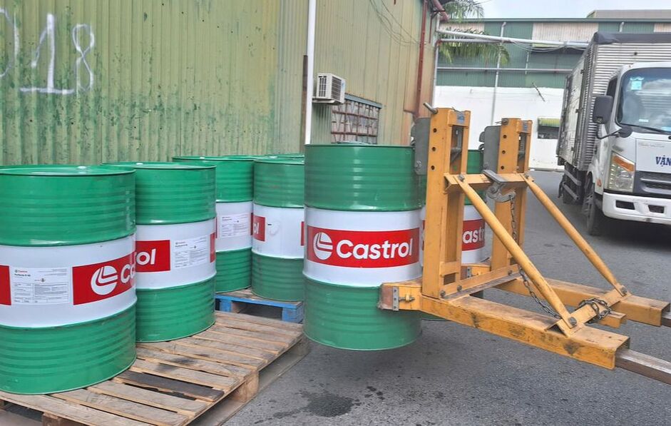 Lợi ích khi sử dụng dầu Tuabin Castrol: bảo vệ hệ thống tuabin, giảm chi phí bảo trì và kéo dài tuổi thọ thiết bị.